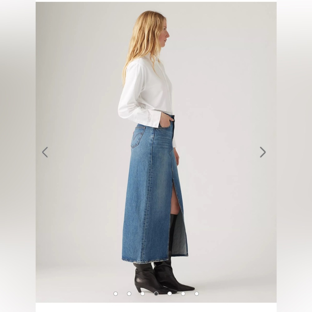 Levi’s Denim Long Slit SKIRT size 24